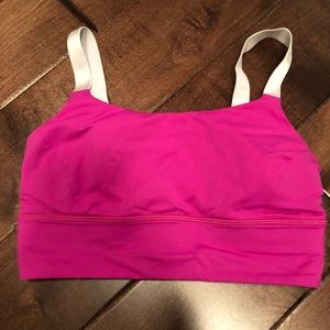 Lululemon sports bra size 6
